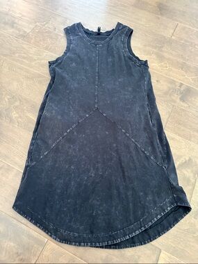 MPG Sleeveless Washed Black Tunic Dress